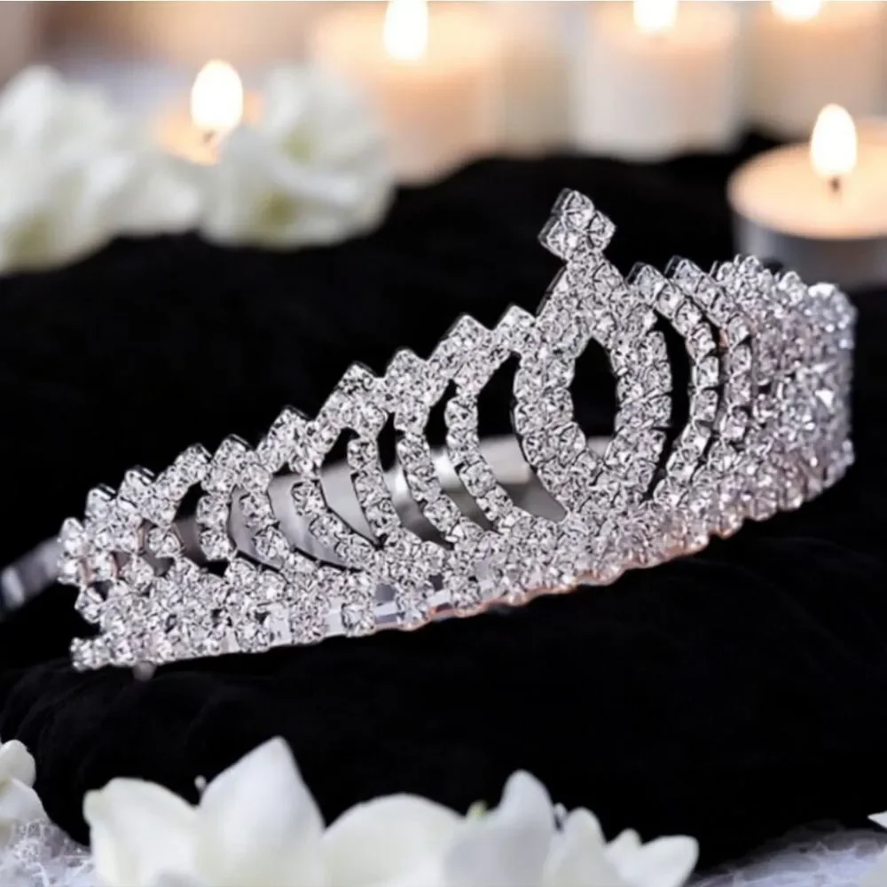 Silver Rhinestone Princess Tiara Crown Bridal Pageant Quinceañera Sweet 16 Party